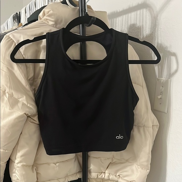 Alo Black Crop Top - Picture 1 of 4